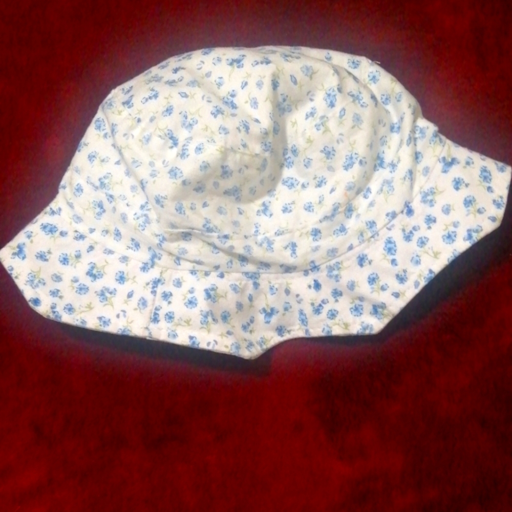 Blue bucket hat